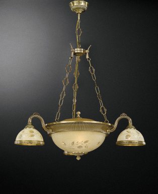 Люстра на шесть ламп с корпусом из бронзы и плафонами украшенными цветочным орнаментом