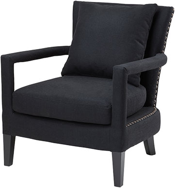 Черное мягкое кресло Eichholtz Chair Gregory на ножках с подлокотниками