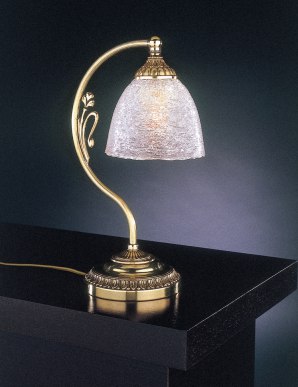 Настольная лампа с корпусом из французского золота и плафоном венецианского стекла